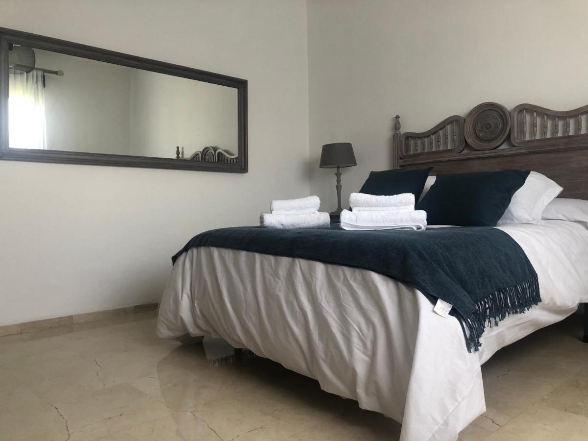 Apartamento El Vial Cordoba Exterior photo